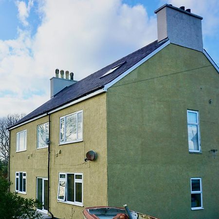 Clydfan Apartment Holyhead Bagian luar foto