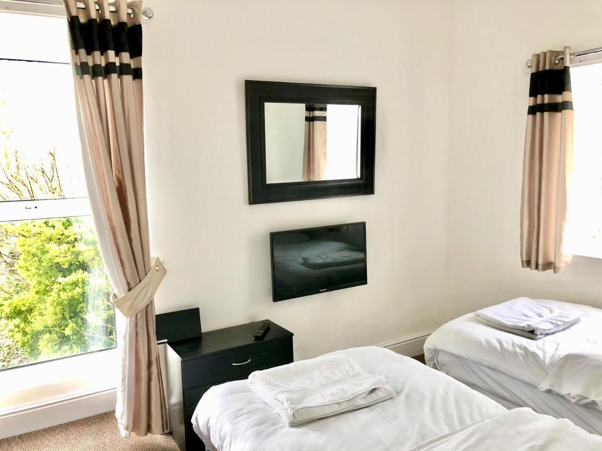 Clydfan Apartment Holyhead Bagian luar foto