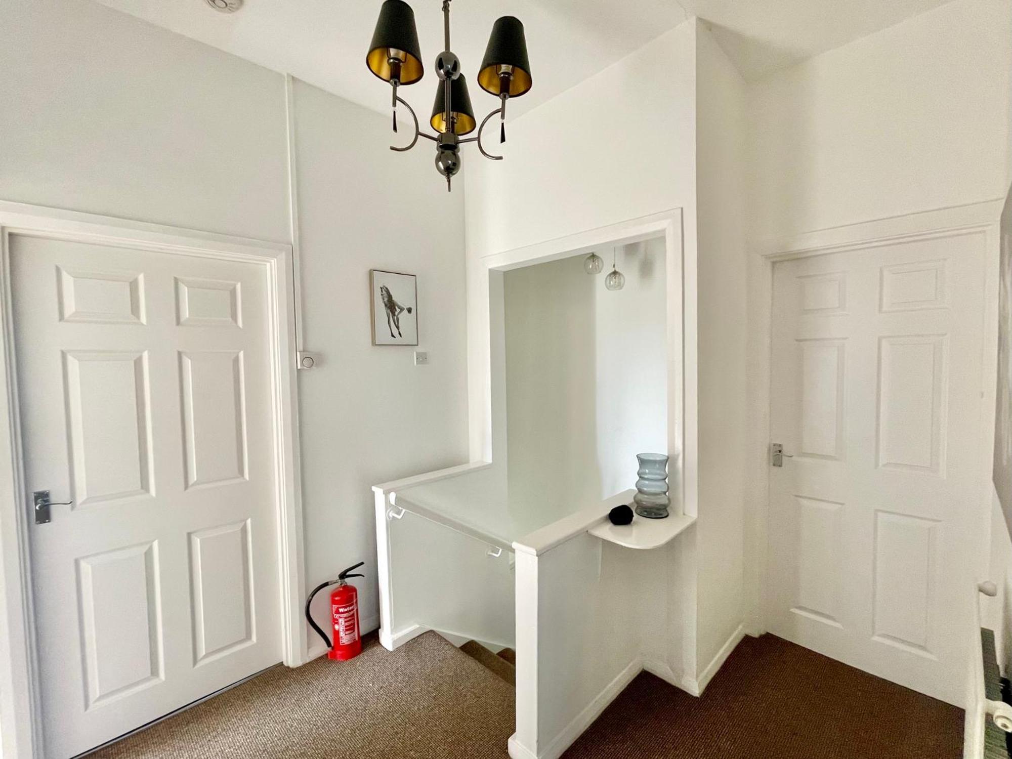 Clydfan Apartment Holyhead Bagian luar foto